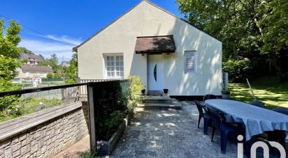 Maison traditionnelle 5 pièces de 90 m² à Poligny (77167)