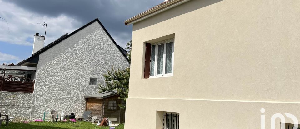 Maison 7 pièces de 150 m² à Pontault-Combault (77340)