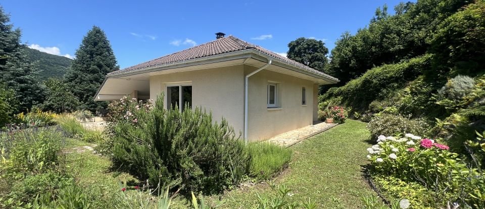 House 5 rooms of 130 m² in Rotherens (73110)