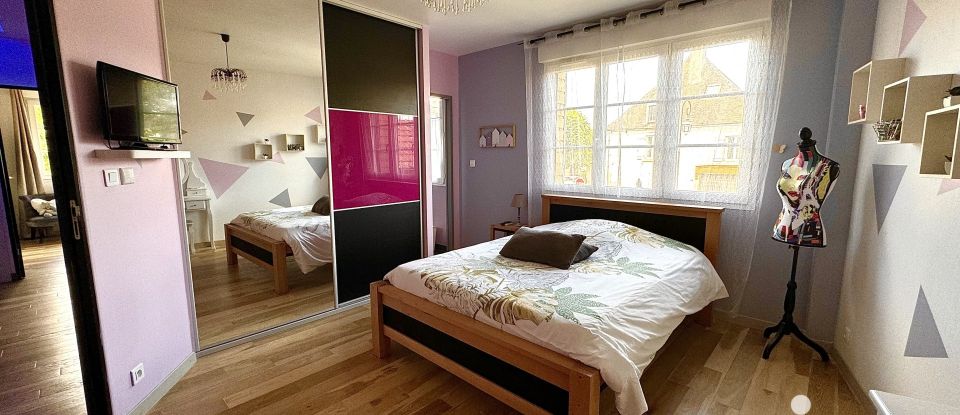 House 9 rooms of 255 m² in Beaulieu-sur-Loire (45630)