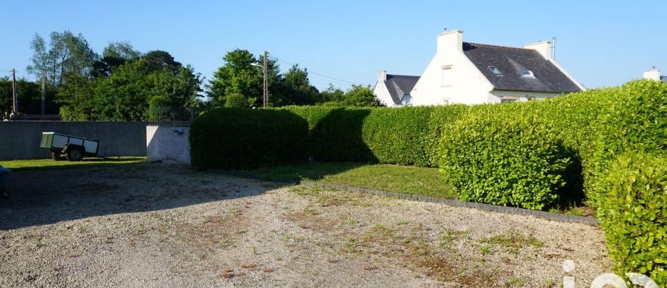 Maison traditionnelle 6 pièces de 98 m² à Saint-Vougay (29440)