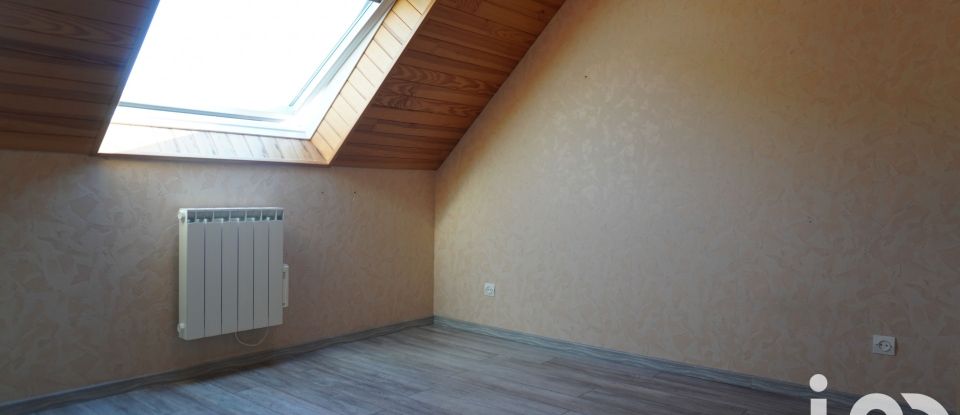 Maison traditionnelle 6 pièces de 98 m² à Saint-Vougay (29440)