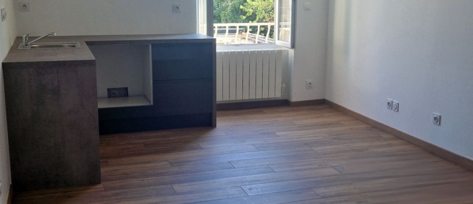 Duplex 2 pièces de 32 m² à Saint-Genest-Lerpt (42530)