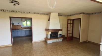 Maison 4 pièces de 85 m² à Varzay (17460)