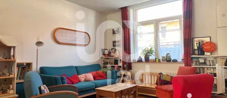 Town house 3 rooms of 88 m² in Hem (59510)