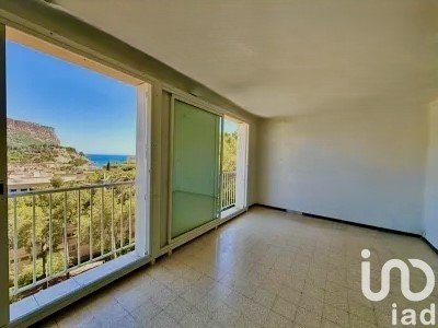 Apartment 3 rooms of 67 m² in Cassis (13260)