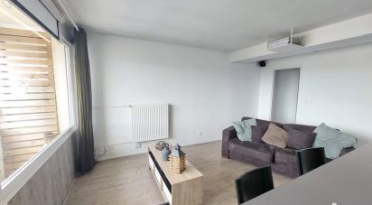 Apartment 4 rooms of 65 m² in Tarbes (65000)