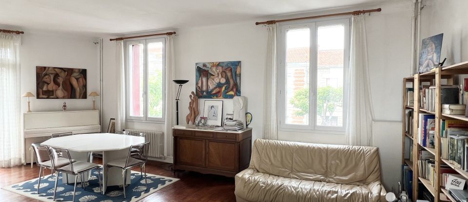 Apartment 5 rooms of 128 m² in La Rochelle (17000)