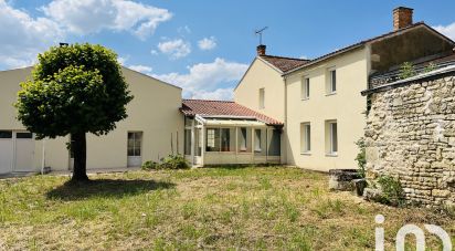 Traditional house 5 rooms of 159 m² in Virson (17290)