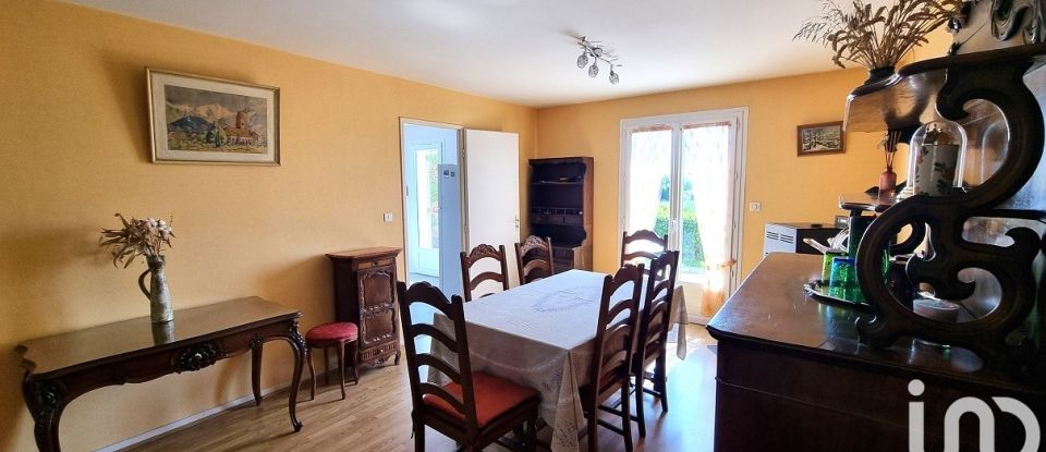 House 4 rooms of 88 m² in Sancé (71000)