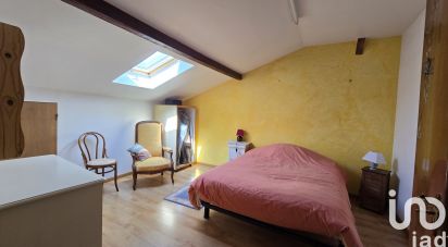 House 8 rooms of 223 m² in Saint-Quentin-les-Marais (51300)