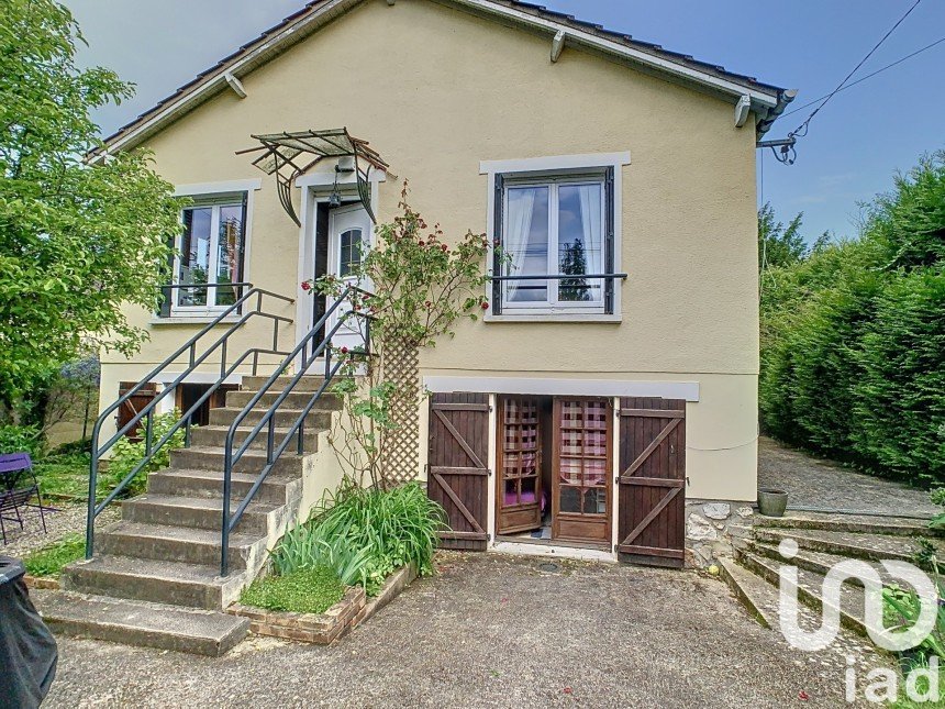 Maison 5 pièces de 93 m² à - (77870)