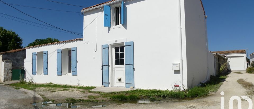 Village house 4 rooms of 72 m² in Saint-Pierre-d'Oléron (17310)