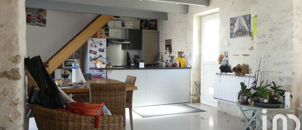 Village house 4 rooms of 72 m² in Saint-Pierre-d'Oléron (17310)