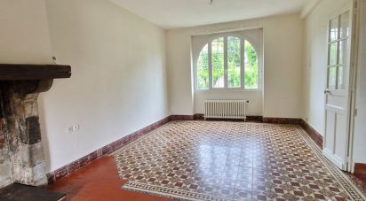 House 5 rooms of 137 m² in Orthez (64300)
