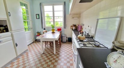 House 4 rooms of 83 m² in Orthez (64300)