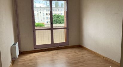 Apartment 3 rooms of 69 m² in Sens (89100)