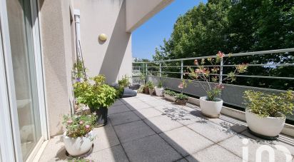 Apartment 3 rooms of 60 m² in Marseille (13015)