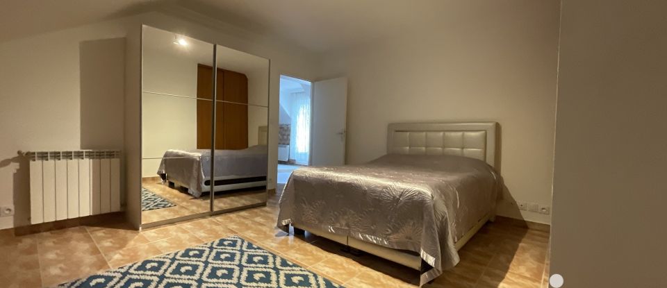 House 5 rooms of 170 m² in Romorantin-Lanthenay (41200)