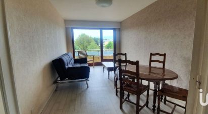 Apartment 2 rooms of 52 m² in Ussel (19200)