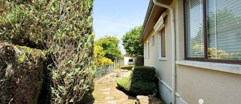 House 5 rooms of 91 m² in Pont-Sainte-Marie (10150)