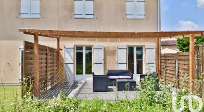 Maison 5 pièces de 85 m² à Crêches-sur-Saône (71680)