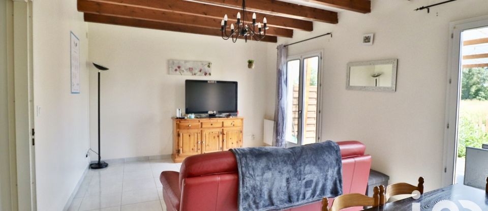 House 5 rooms of 85 m² in Crêches-sur-Saône (71680)