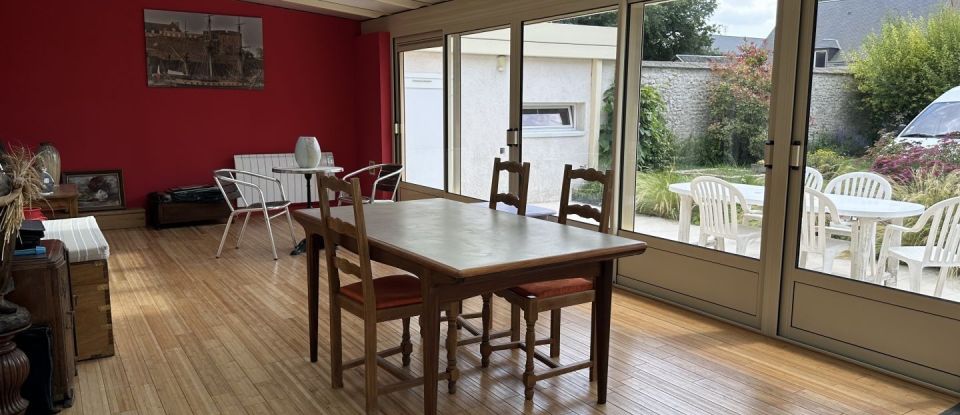 Maison de campagne 8 pièces de 220 m² à - (28200)