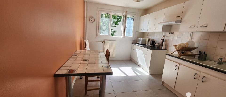 Apartment 3 rooms of 74 m² in Verneuil-sur-Seine (78480)