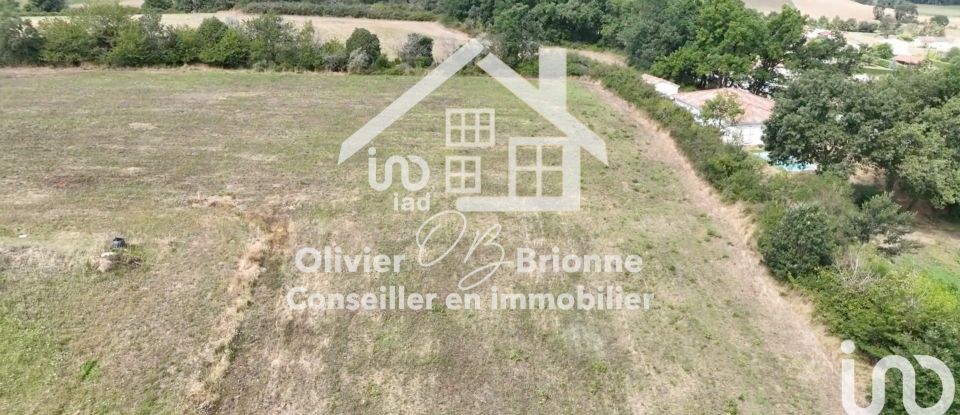 Land of 1,300 m² in Bourret (82700)
