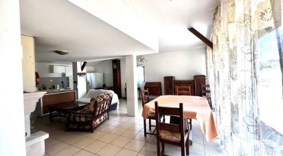 Maison 2 pièces de 68 m² à Mios (33380)