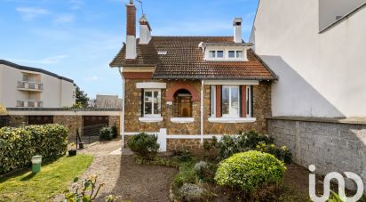 Maison traditionnelle 7 pièces de 127 m² à Croissy-sur-Seine (78290)