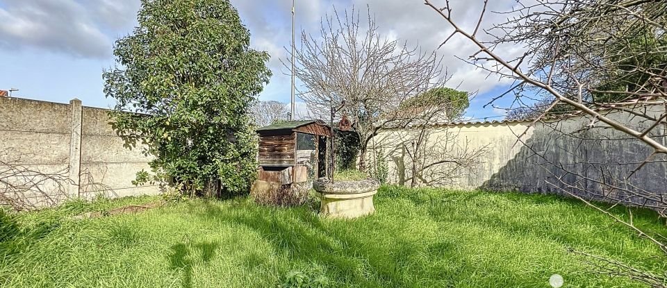 Maison traditionnelle 7 pièces de 159 m² à Périgny (17180)