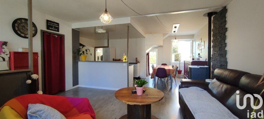 Town house 4 rooms of 119 m² in Saint-Fulgent (85250)