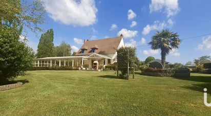 Traditional house 7 rooms of 252 m² in Saint-Pierre-en-Auge (14170)