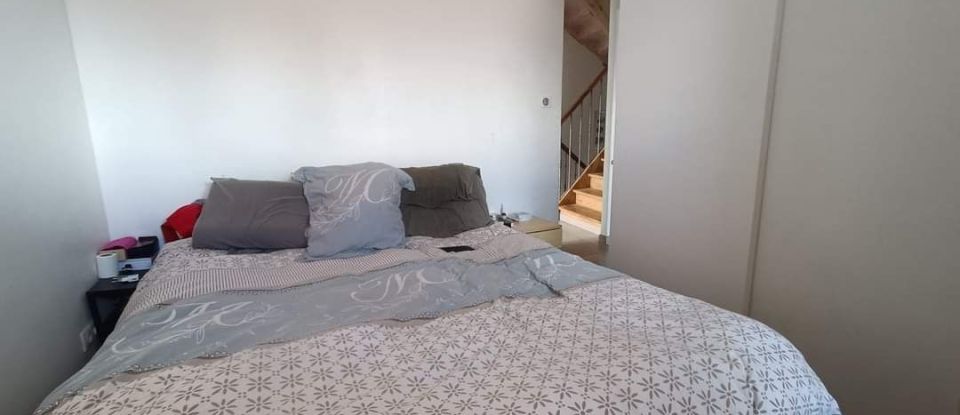 Maison 5 pièces de 90 m² à Usson-en-Forez (42550)