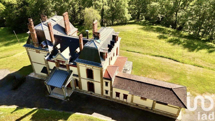 Castle 18 rooms of 657 m² in Pau (64000)