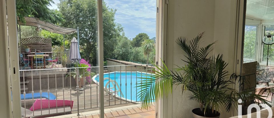House 5 rooms of 155 m² in Toulon (83200)