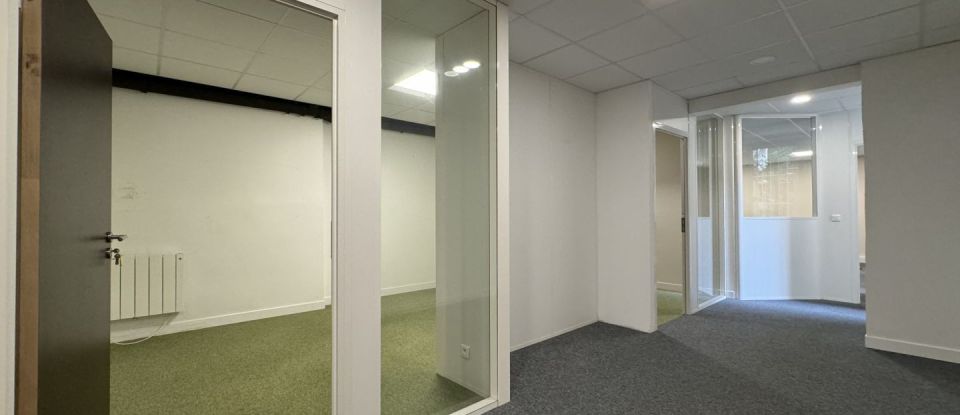 Bureaux de 460 m² à Paris (75015)