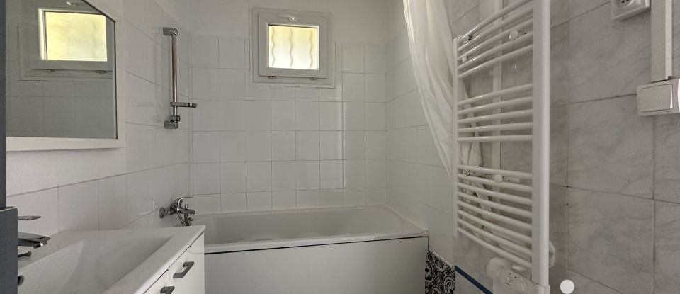 Appartement 3 pièces de 57 m² à Marseille (13004)