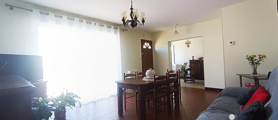 House 4 rooms of 87 m² in Heugas (40180)