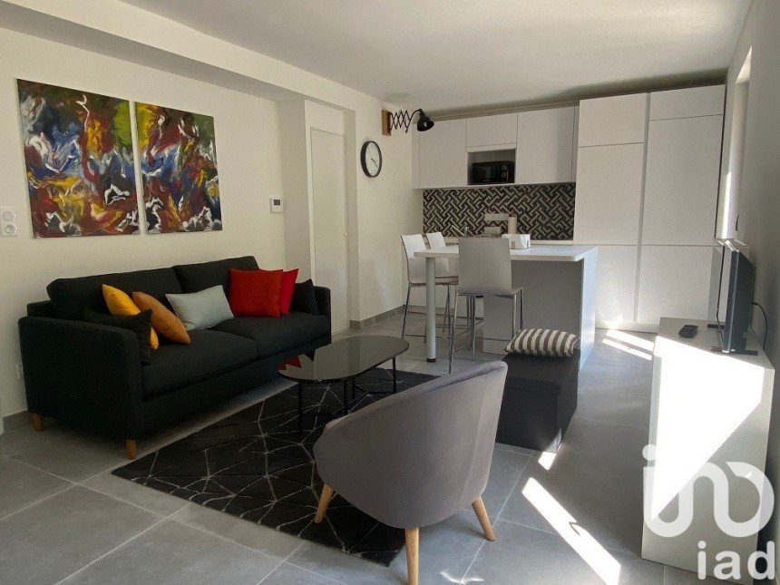Apartment 2 rooms of 43 m² in Orléans (45000)