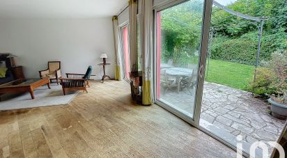 House 6 rooms of 180 m² in Saint-Cloud (92210)