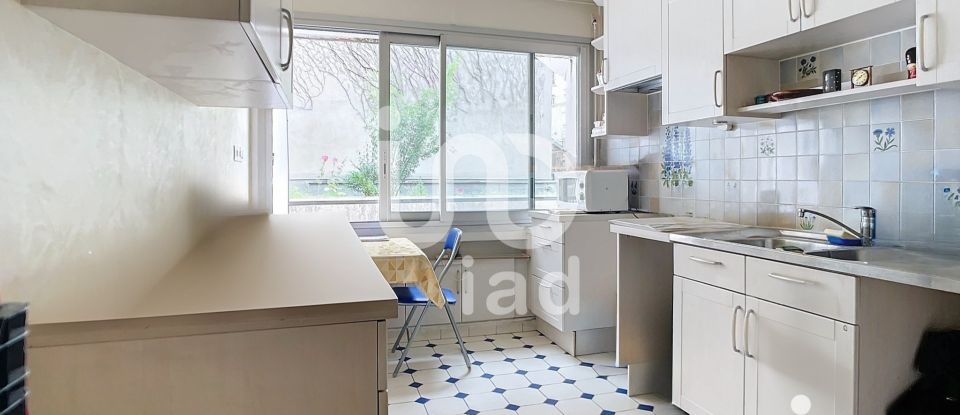 Appartement 3 pièces de 90 m² à Paris (75010)