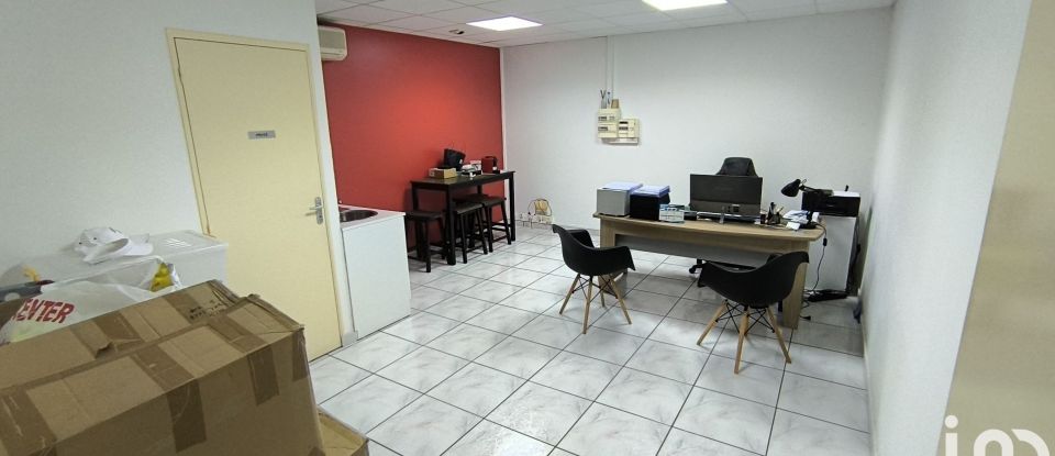 Business premises of 90 m² in Saint-Louis (97450)