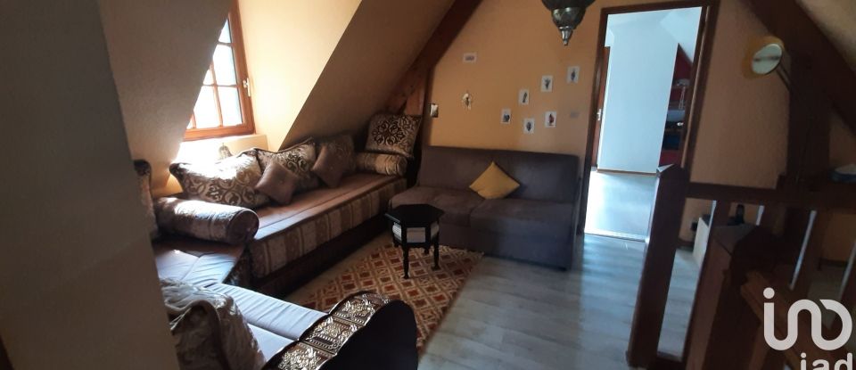 Traditional house 5 rooms of 107 m² in Clef Vallée d'Eure (27490)
