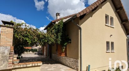 Maison traditionnelle 5 pièces de 193 m² à Roanne (42300)