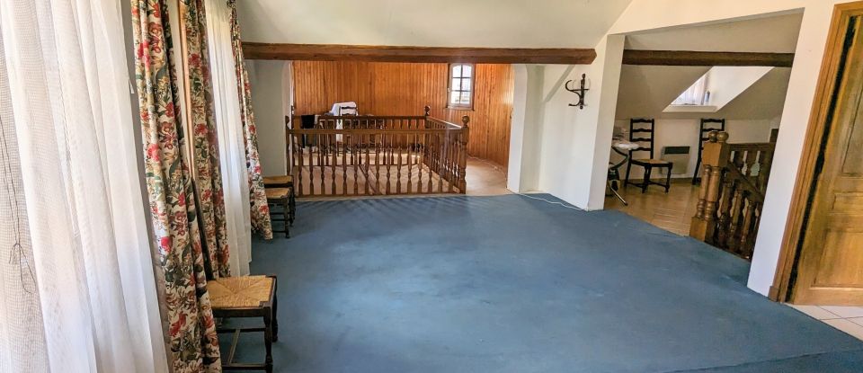 Traditional house 5 rooms of 193 m² in Roanne (42300)