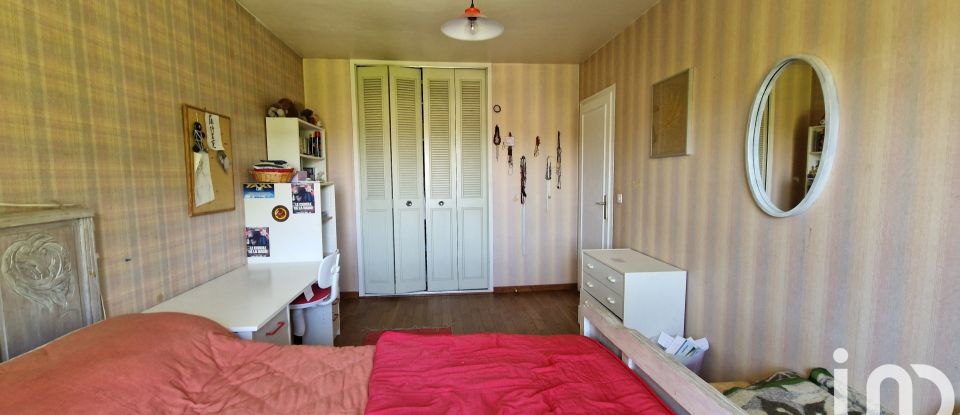 House 5 rooms of 120 m² in Dammartin-en-Goële (77230)