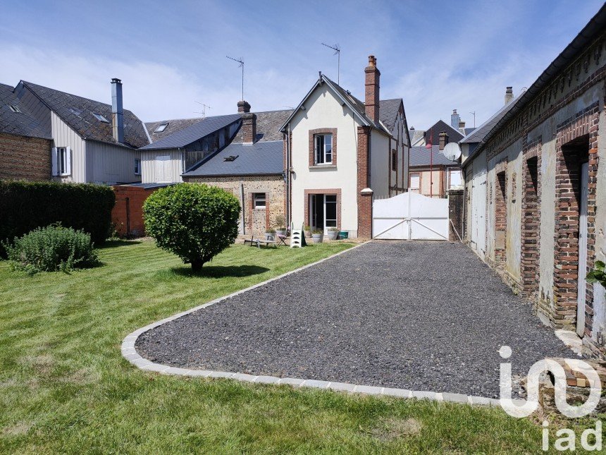 Maison de ville 6 pièces de 130 m² à Sainte-Gauburge-Sainte-Colombe (61370)